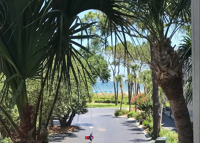 Sunnydaze-Steps To The Ocean King Bed, Free Bikes!