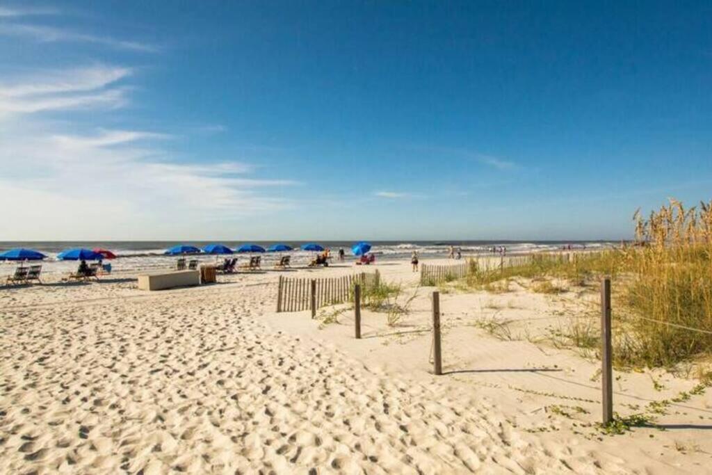Sunnydaze-steps To The Ocean King Bed, Free Bikes! Hilton Head Island